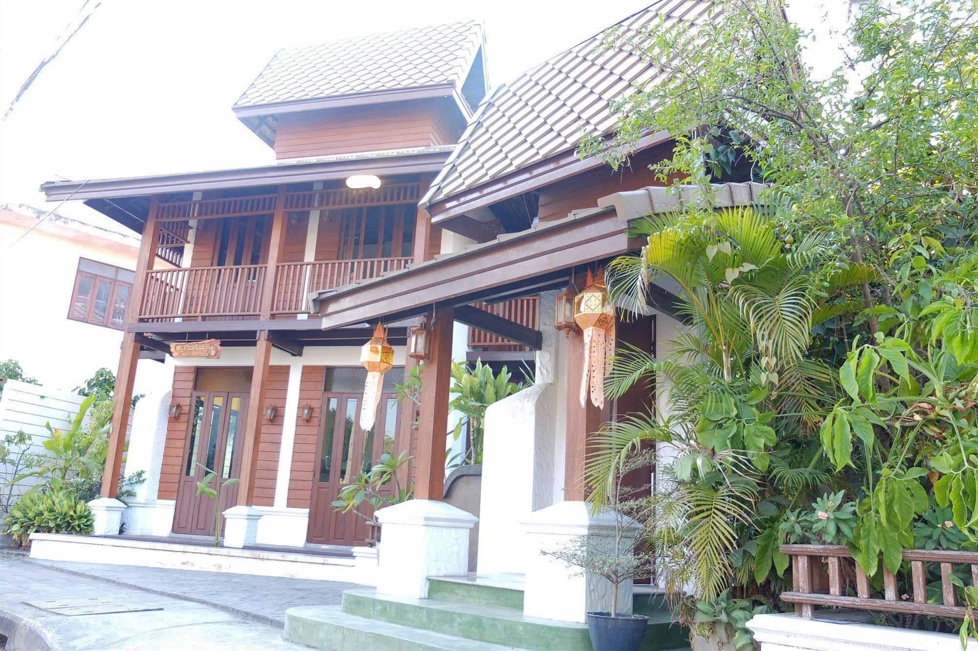 Baanlek Home Stay Chiang Mai Exteriör bild