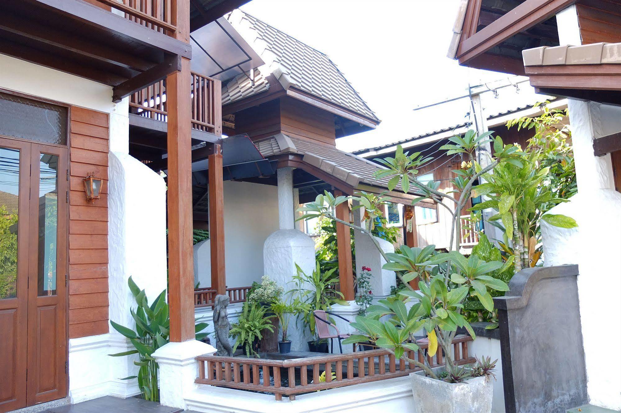 Baanlek Home Stay Chiang Mai Exteriör bild