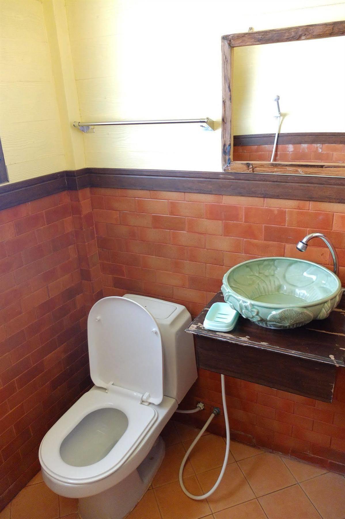 Baanlek Home Stay Chiang Mai Exteriör bild