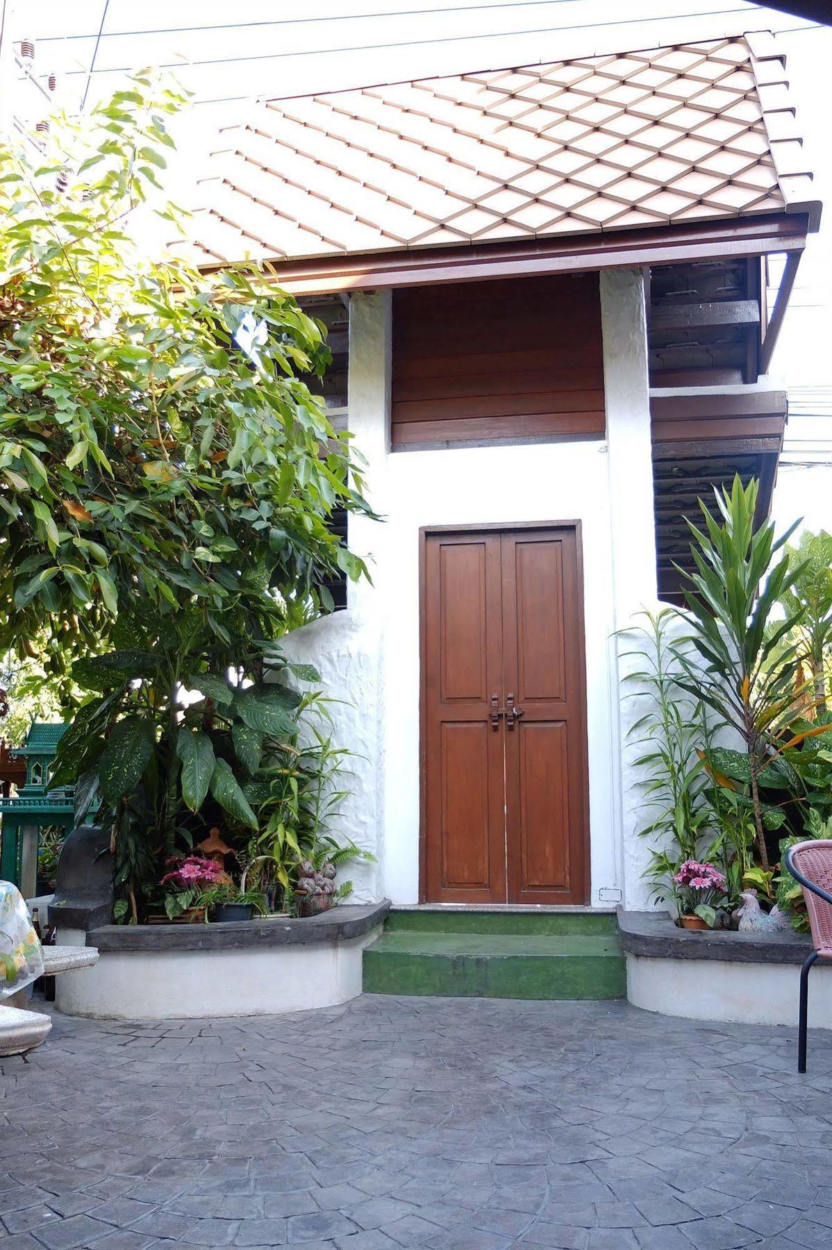 Baanlek Home Stay Chiang Mai Exteriör bild